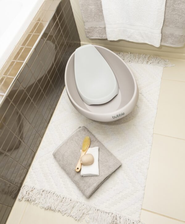 Bubble Cuddle Bath with Seat Taupe - Image 10